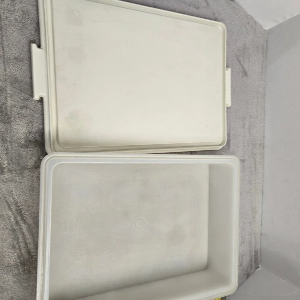 Vintage Tupperware Rectangular Storage Container Almond Off White 719-2